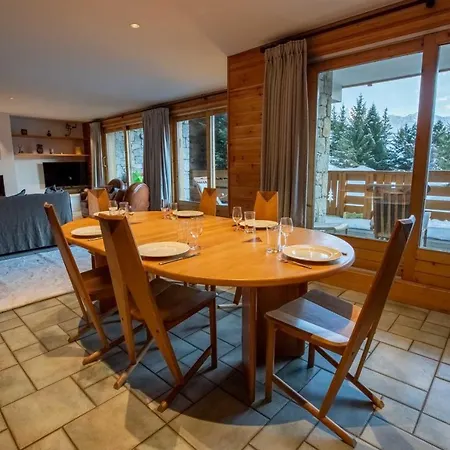 Belvedere 3 Ski-in Ski-out Apartment *